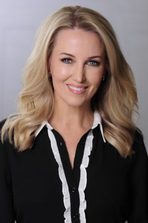 Michelle Davidson-actress-model-host-Talent Unlimited-Kansas City-Talent Agency02