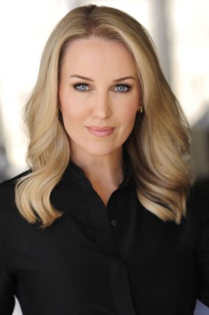 Michelle Davidson-actress-model-host-Talent Unlimited-Kansas City-Talent Agency05