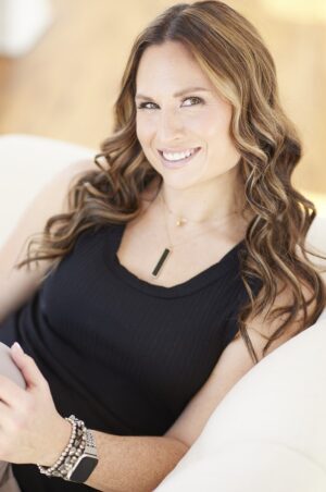 Tracy Lindley-Voice Talent-Actor-Model-Talent Unlimited-Kansas City06