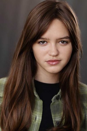 Raeleigh-Turner-actress-Talent-Unlimited12