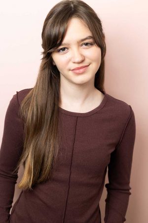 Raeleigh-Turner-actress-model-Talent-Unlimited04