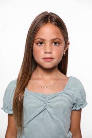 Hollyn Hornbeck-model-Talent Unlimited06
