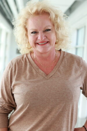 Lori_Taylor_Actress_Talent Unlimited_Kansas City_Midwest_Talent_Agency03