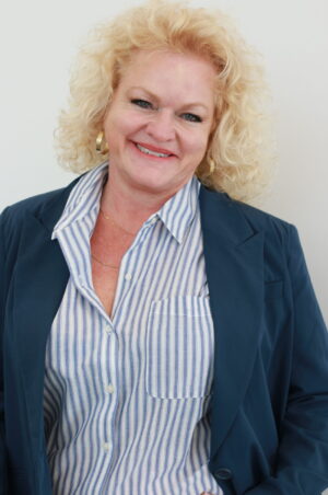 Lori_Taylor_Actress_Talent Unlimited_Kansas City_Midwest_Talent_Agency05