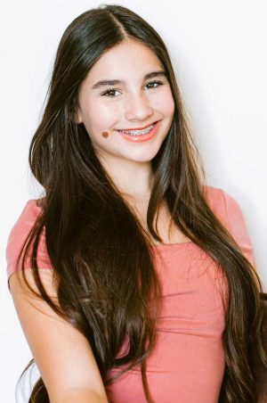 Isla-Castaneda-actress-model-Talent-Unlimited02