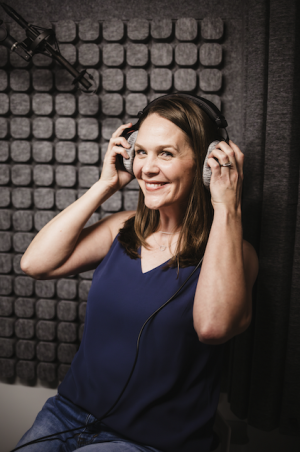 Talent-Voice Actor-Talent Unlilmited-Talent Agency03
