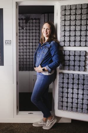 Talent-Voice Actor-Talent Unlilmited-Talent Agency04