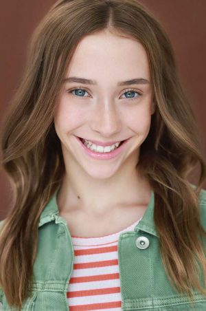 Elle-Armstrong-actress-model-Talent-Unlimited02