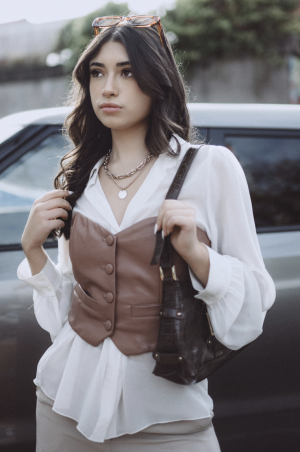 Julia Utterback-model-actress-Talent Unlimited07