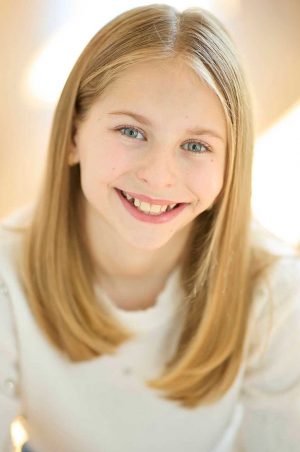 Brittan-Lumbard-actress-model-Talent-Unlimited02