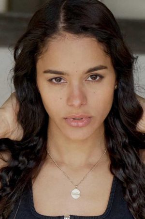 Yanelisa-actress-model-Talent-Unlimited09