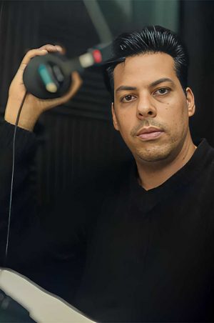 Jose-Santaella–VO-Talent-Voice-Actor-Talent-Unlimited01